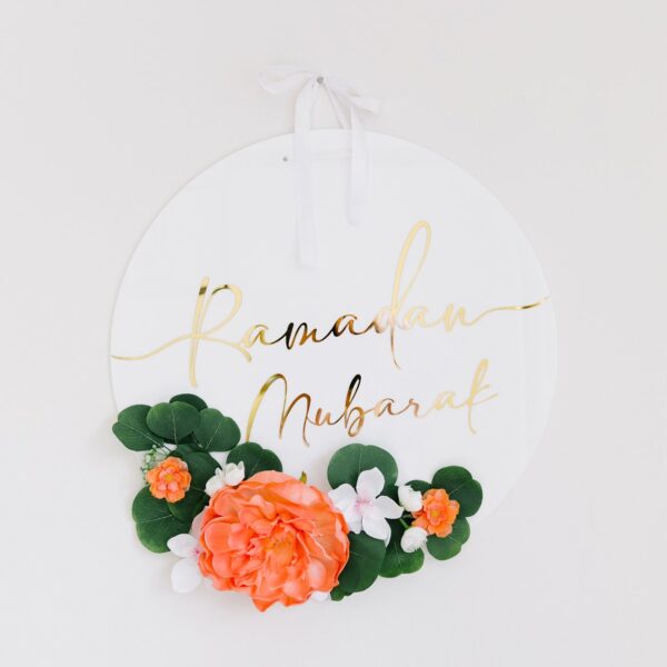 Acrylic 'Ramadan Mubarak' Wreath